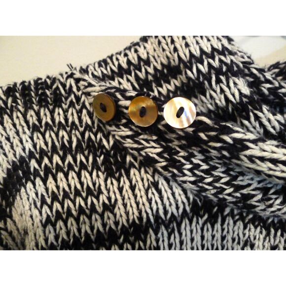 PURE Handknit Marbled Shawl Collar Sweater - Black/White M/L - Picture 3 of 4